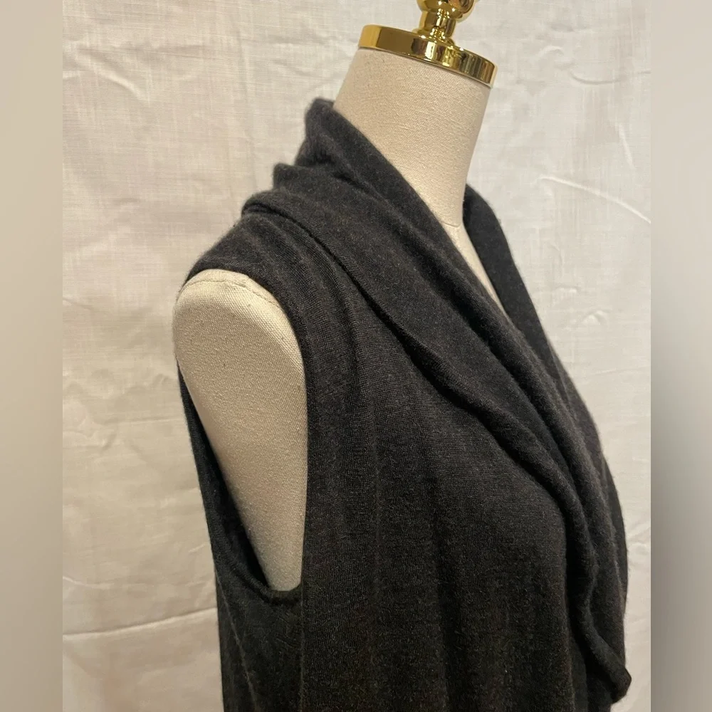 CHANEL CASHMERE cardigan / sleeveless long vest vintage‎